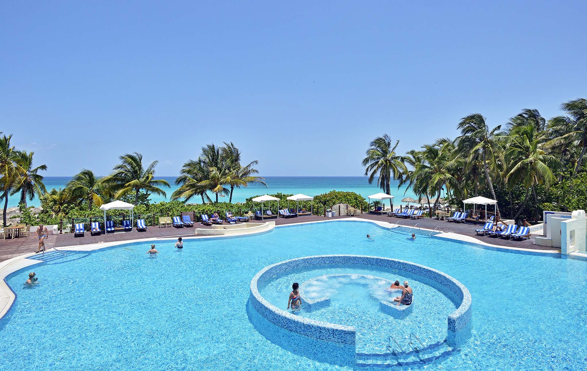 Meliá Las Américas - Piscina Central 